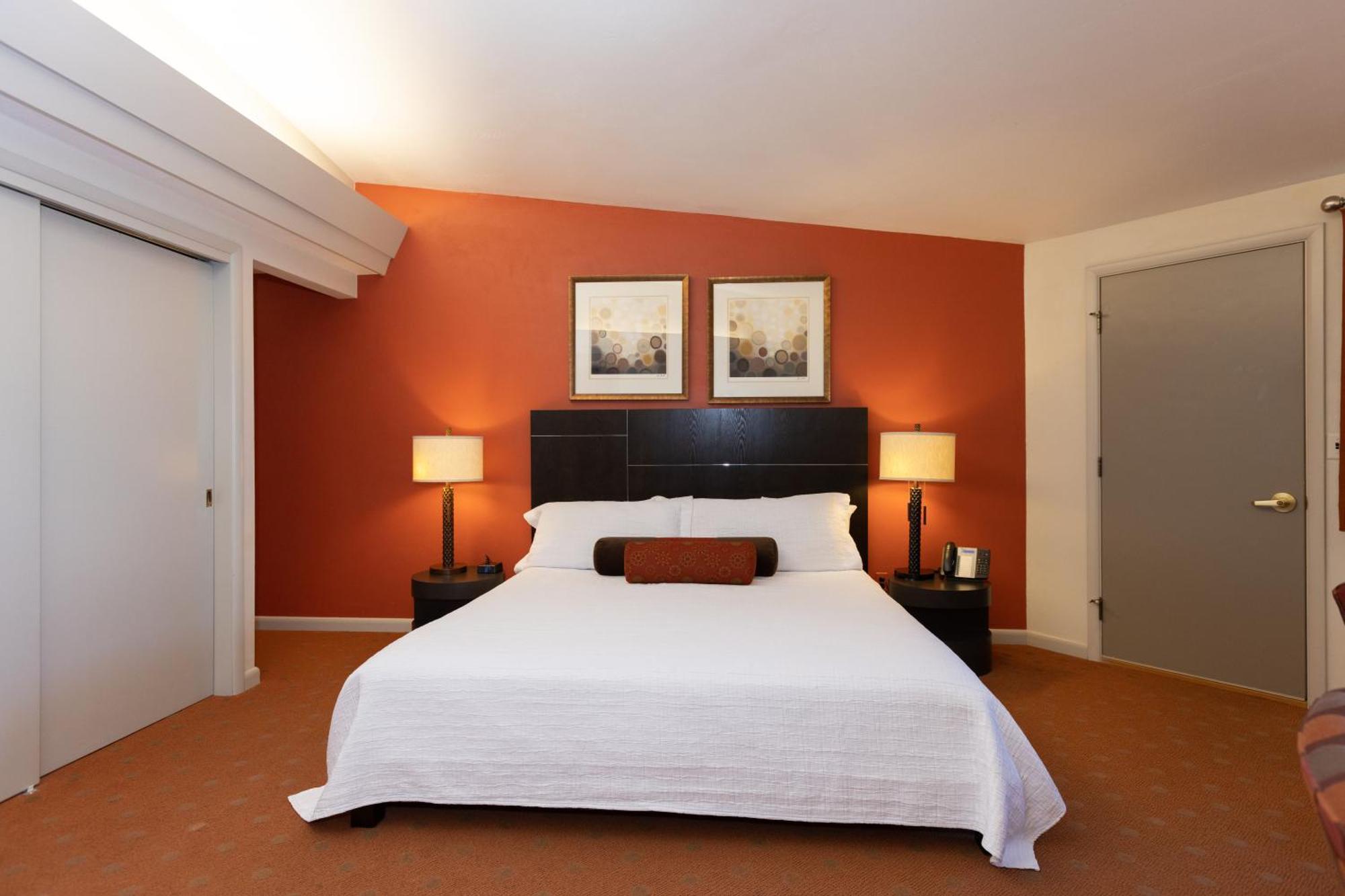 Gordon Lodge Baileys Harbor Room photo