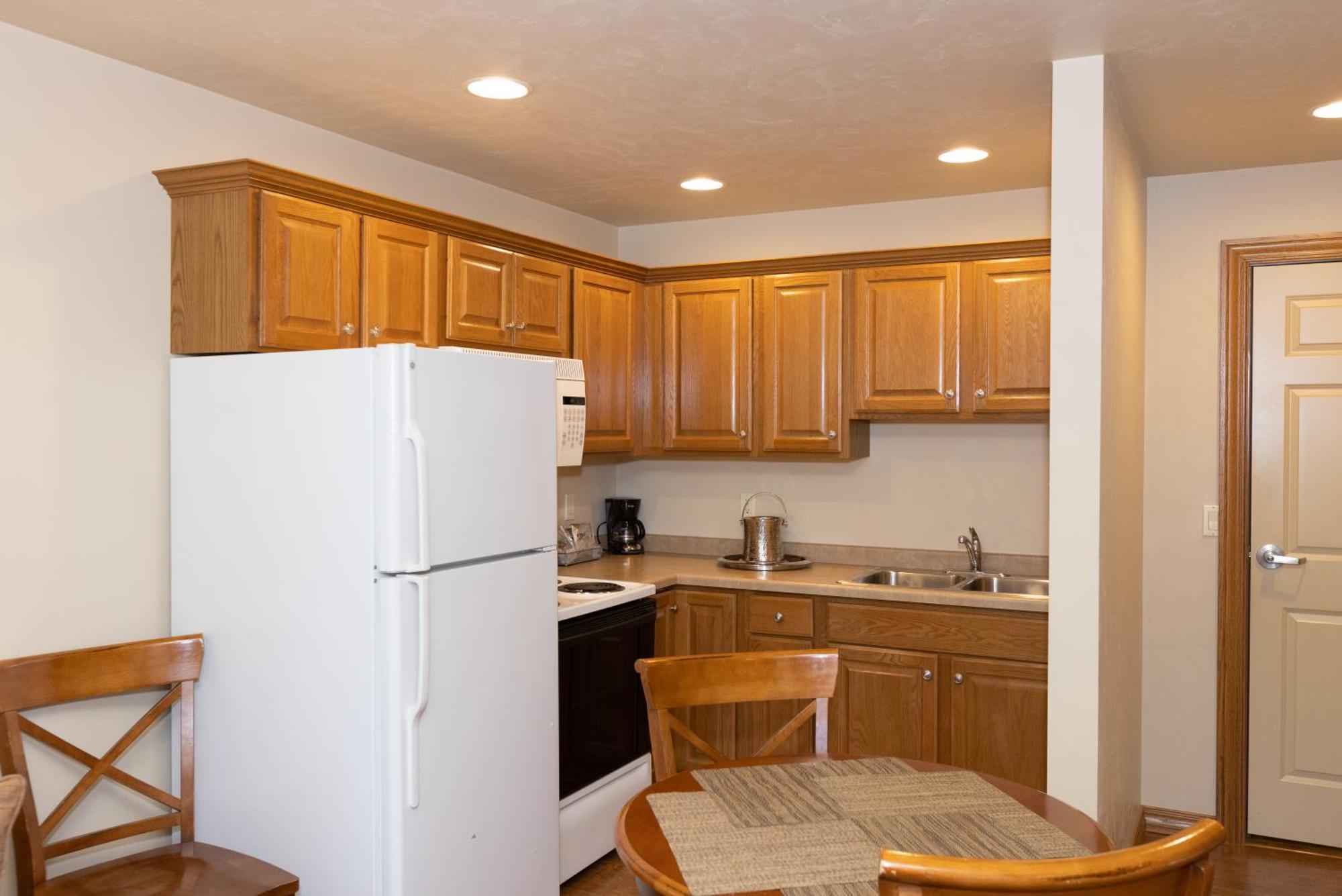 Gordon Lodge Baileys Harbor Room photo
