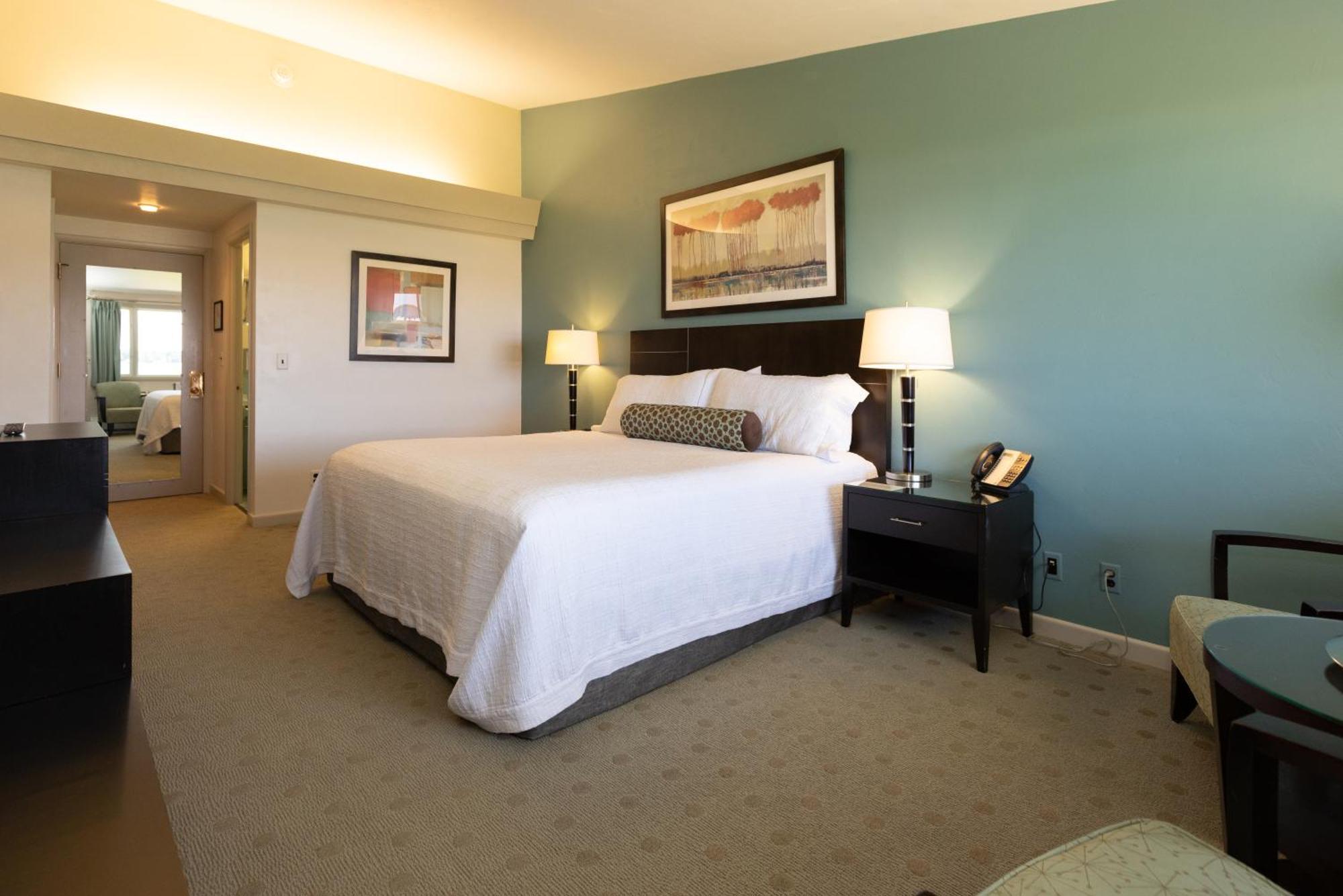 Gordon Lodge Baileys Harbor Room photo